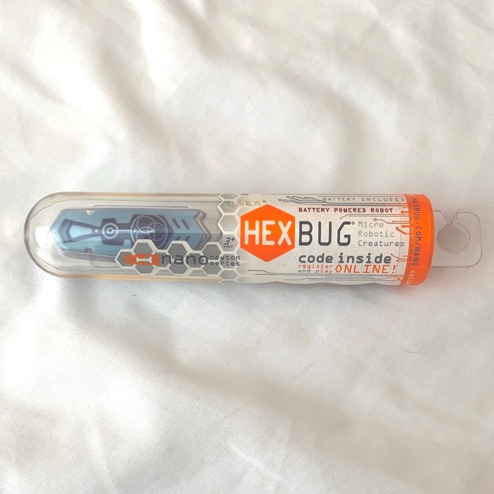 NWT Hexbug Blue Nano Micro Robotic Bug Creature- Interactive Sensory Toy